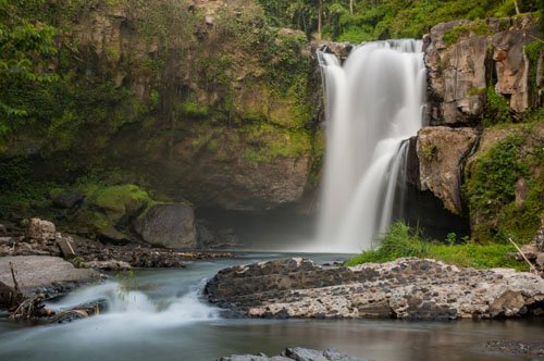 Tengenungan waterfall