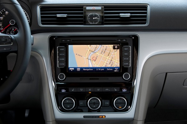 Use Car navigation
