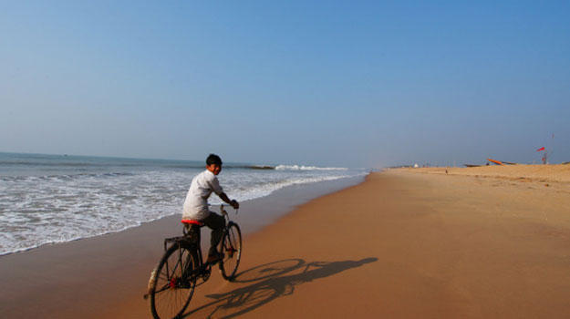 29 Konark beach