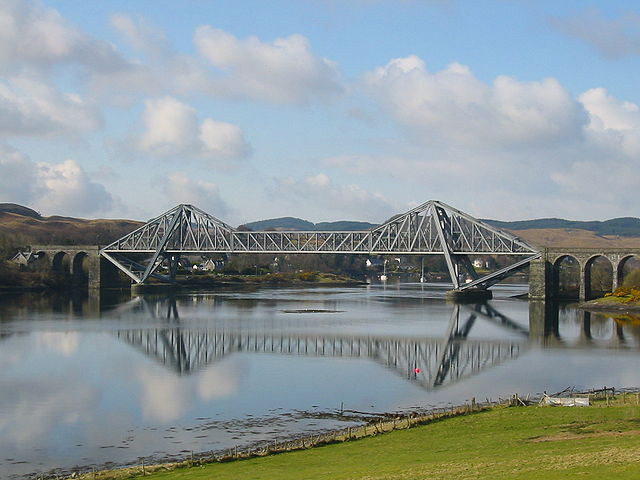 640px Connel Bridge by Memestorm