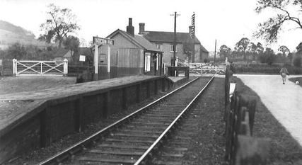 Waddesdon Road railway station