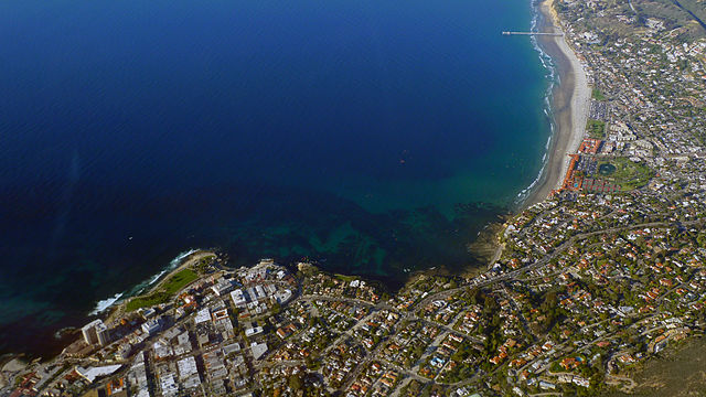 640px La Jolla, San Diego California photo D Ramey Logan